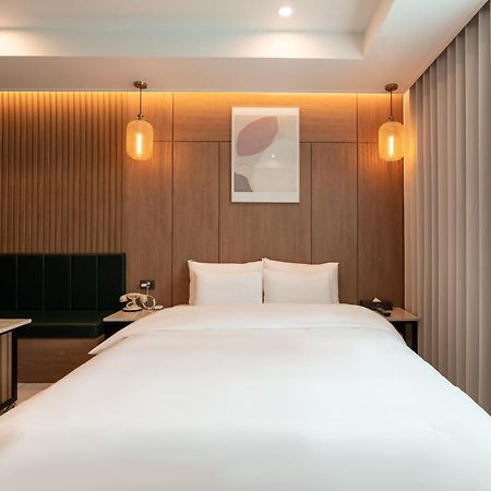 Jecheon Hound Hotel Chechon Bagian luar foto